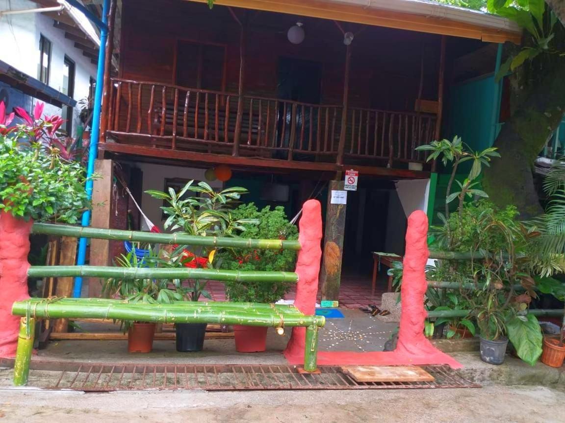 Downtown Montezuma Hostel Exterior photo