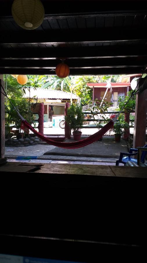 Downtown Montezuma Hostel Exterior photo